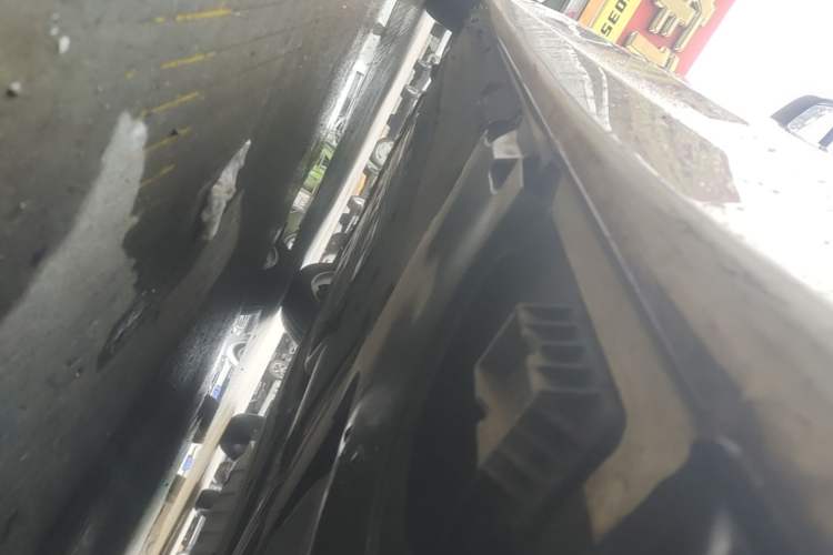 Used BMW 5 Series 2020 525Li Luxury Package Left Side Sill
