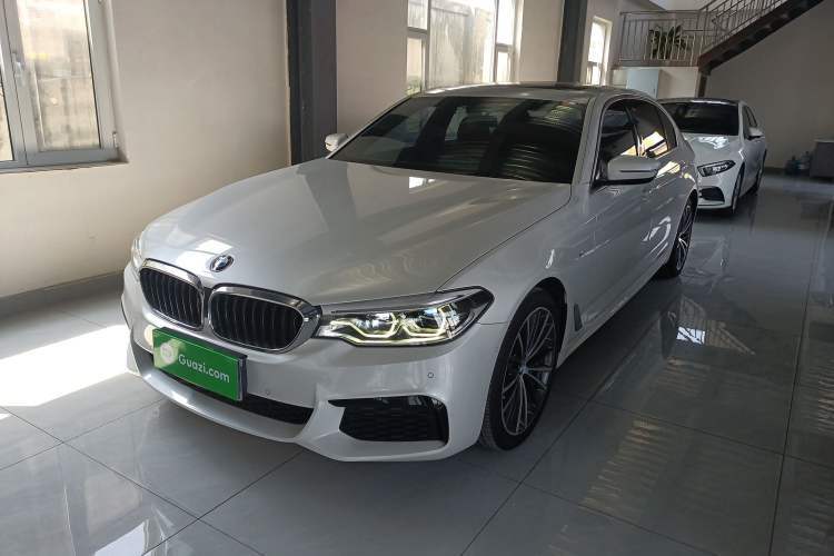 Used BMW 5 Series 2020 530Li Leading Model M Sport Package Guazi used car, China used car export, Used car for sale, Used cars, Cheapest cars for sale