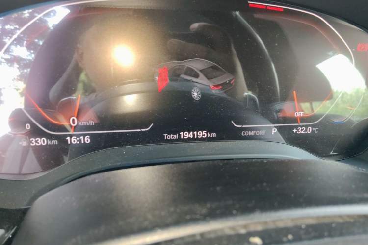Used BMW 5 Series 2020 530Li Luxury Edition Premium Package Odometer Close Up
