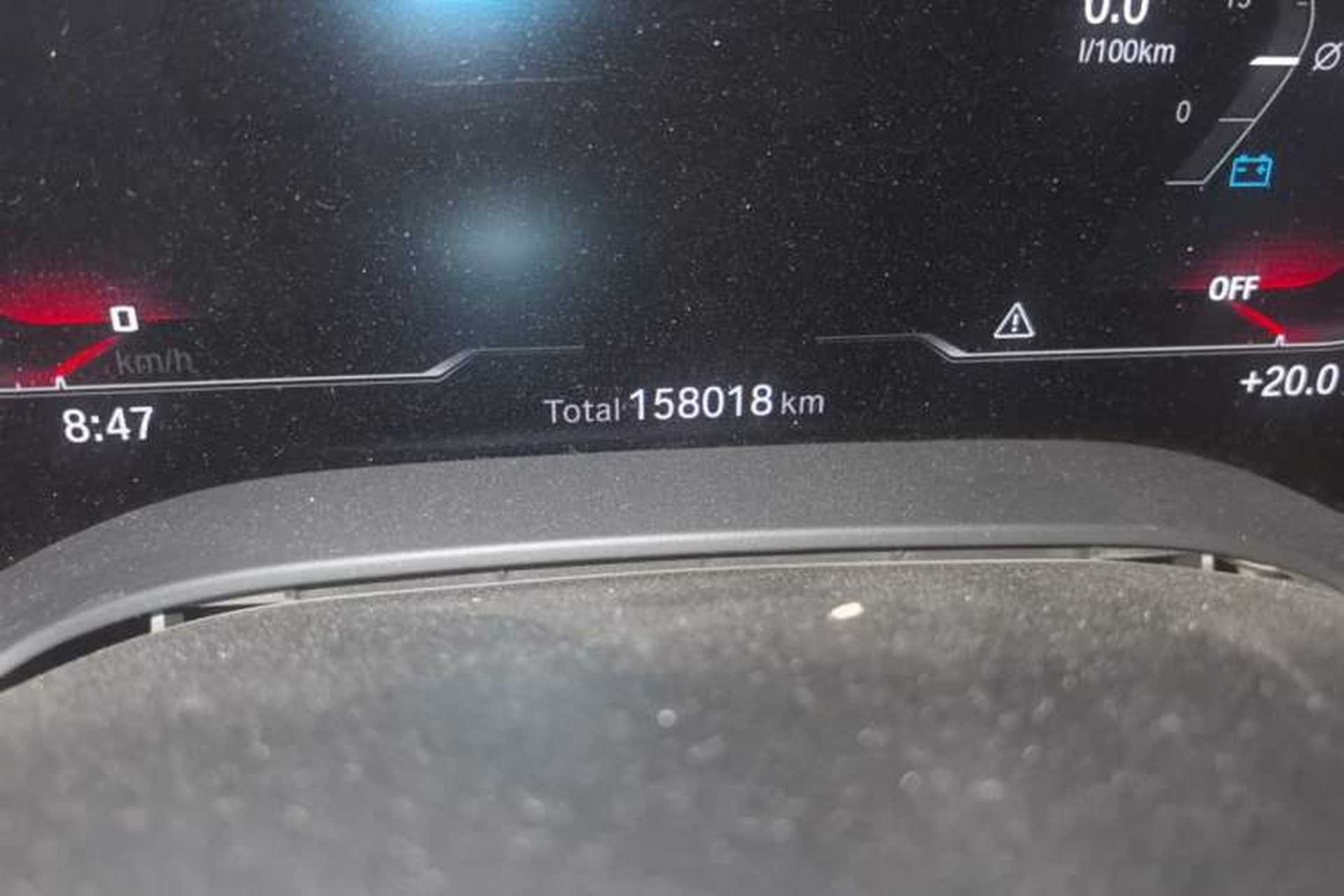 Used BMW 5 Series 2020 530Li Luxury Edition M Sport Package Odometer Close Up
