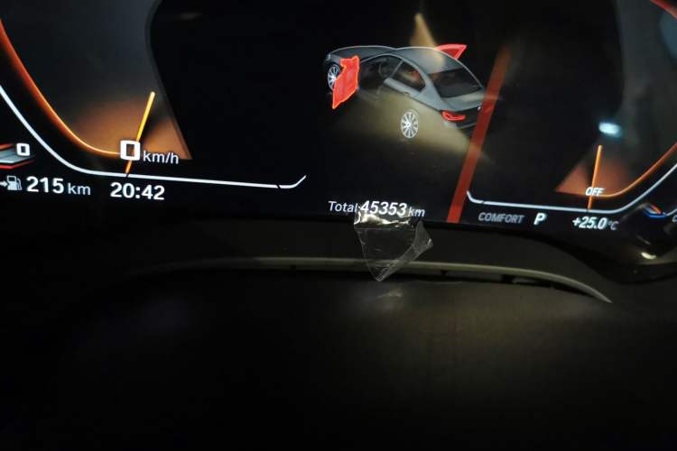 Used BMW 5 Series 2020 525Li Luxury Package Odometer Close Up