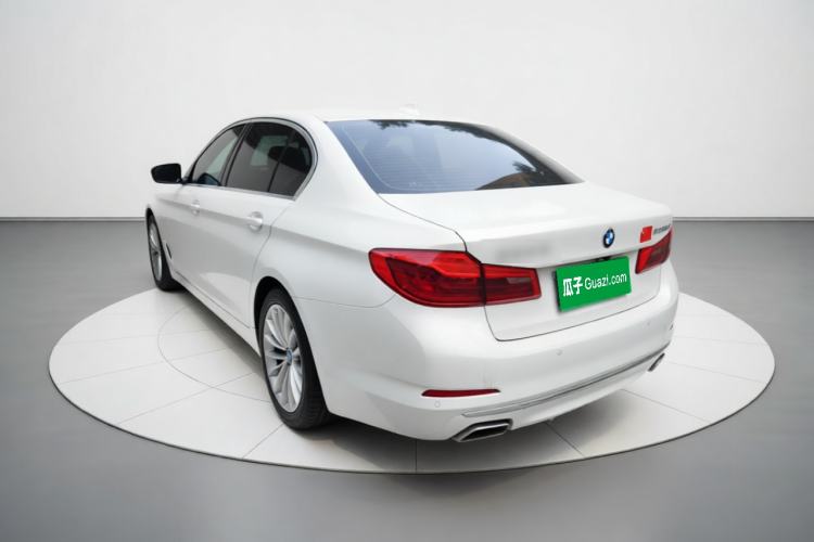 Used BMW 5 Series 2020 525Li Luxury Package Rear Left 45 Deg