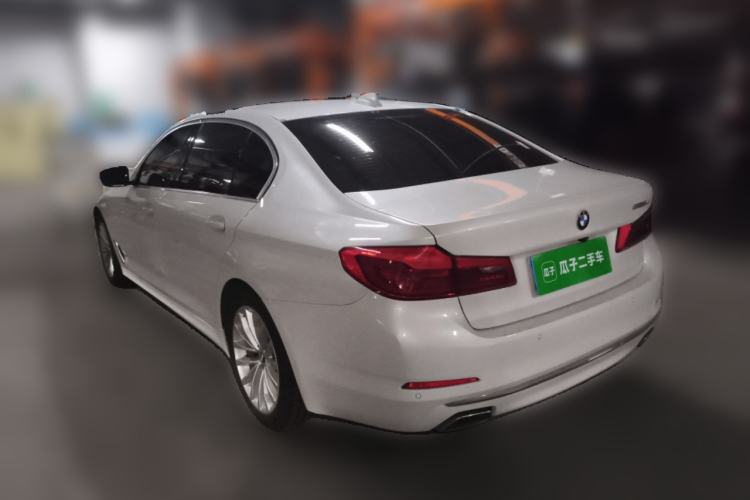 Used BMW 5 Series 2020 525Li Luxury Package Rear Left 45 Deg