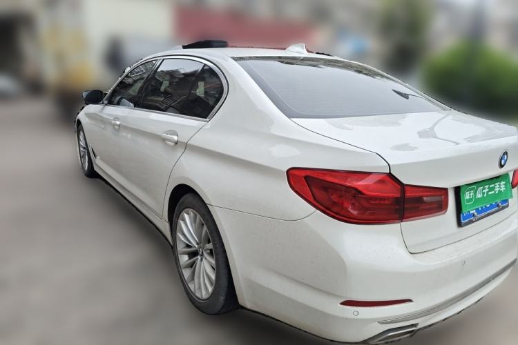 Used BMW 5 Series 2020 525Li Luxury Package Rear Left 45 Deg