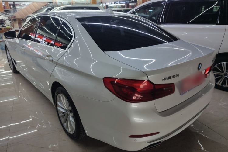 Used BMW 5 Series 2020 525Li Luxury Package Rear Left 45 Deg