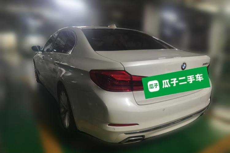 Used BMW 5 Series 2020 525Li Luxury Package Rear Left 45 Deg