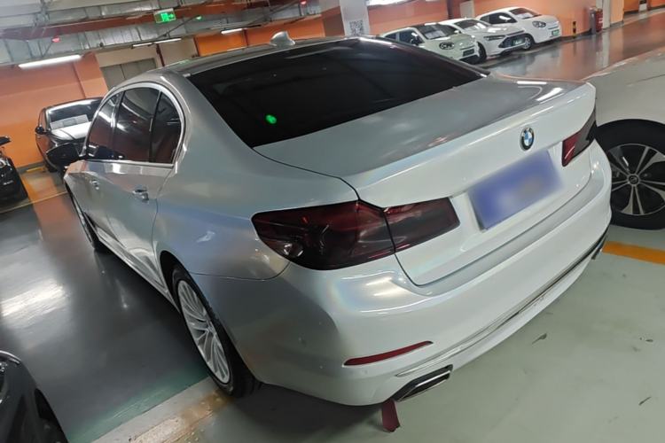 Used BMW 5 Series 2020 525Li Luxury Package Rear Left 45 Deg