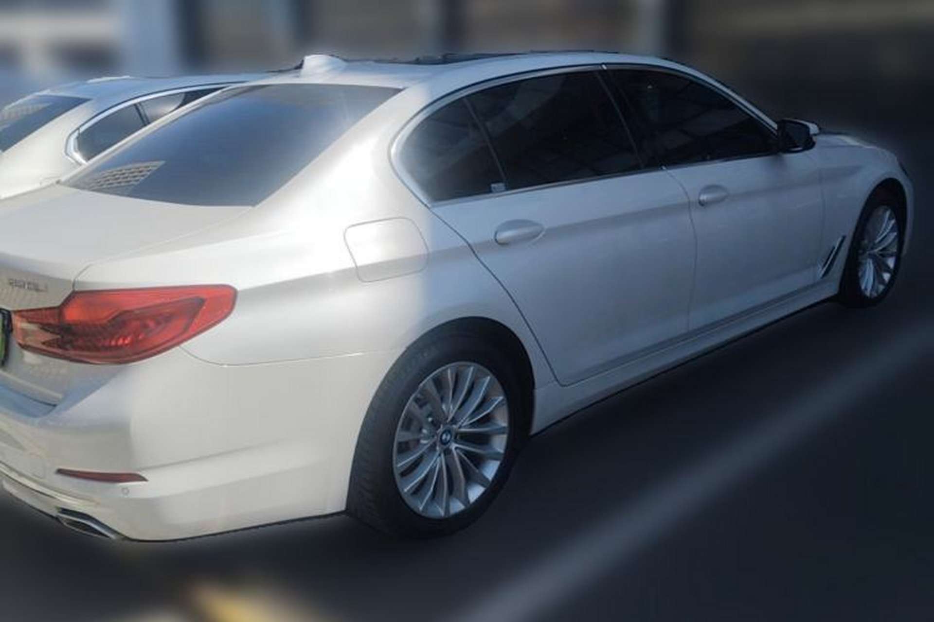 Used BMW 5 Series 2020 530Li xDrive Luxury Package Rear Right 45 Deg