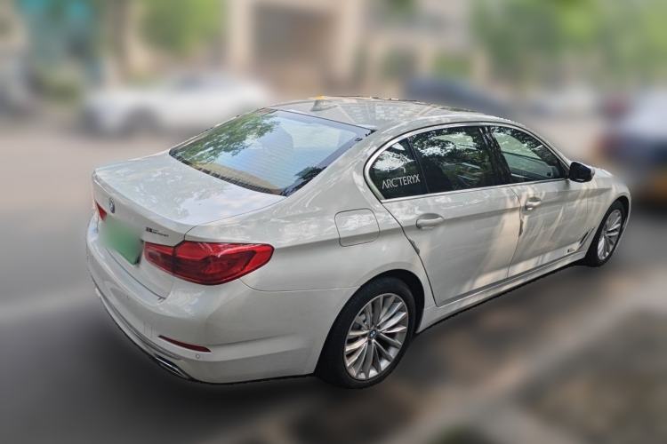 Used BMW 5 Series 2020 525Li Luxury Package Rear Right 45 Deg
