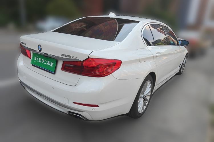 Used BMW 5 Series 2020 525Li Luxury Package Rear Right 45 Deg