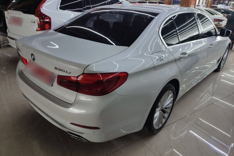 Used BMW 5 Series 2020 525Li Luxury Package Rear Right 45 Deg