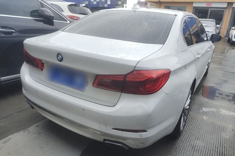 Used BMW 5 Series 2020 525Li Luxury Package Rear Right 45 Deg