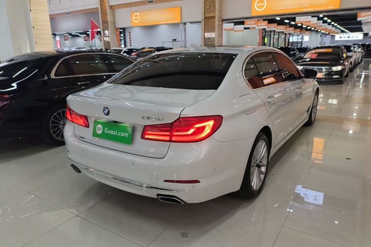 Used BMW 5 Series 2020 530Li xDrive Luxury Package Rear Right 45 Deg