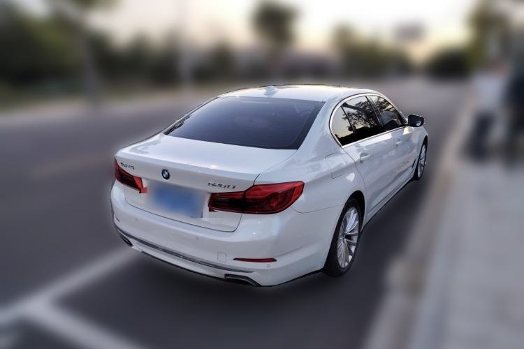 Used BMW 5 Series 2020 525Li Luxury Package Rear Right 45 Deg