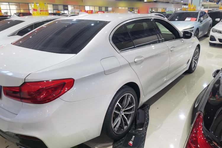 Used BMW 5 Series 2020 525Li M Sport Package Rear Right 45 Deg