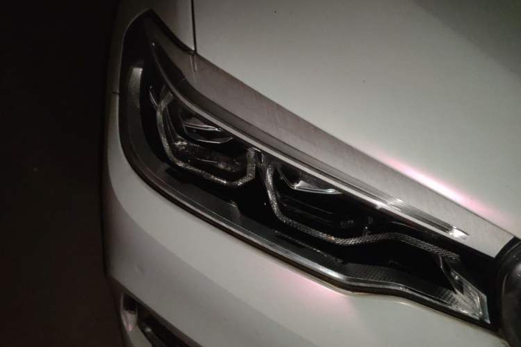 Used BMW 5 Series 2020 530Li Leading Edition Luxury Package Right Front Headlight