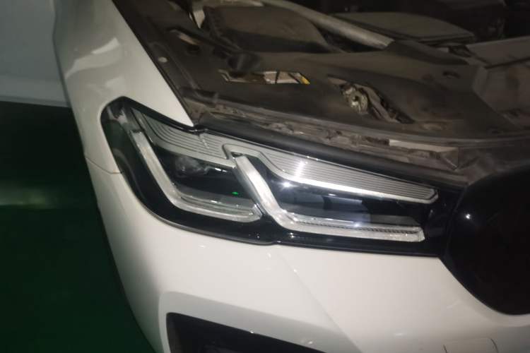 Used BMW 5 Series 2020 530i Sport Line M Sport Package Right Front Headlight