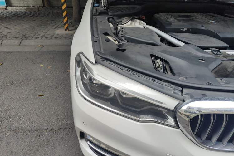 Used BMW 5 Series 2020 530Li Luxury Edition Premium Package Right Front Headlight