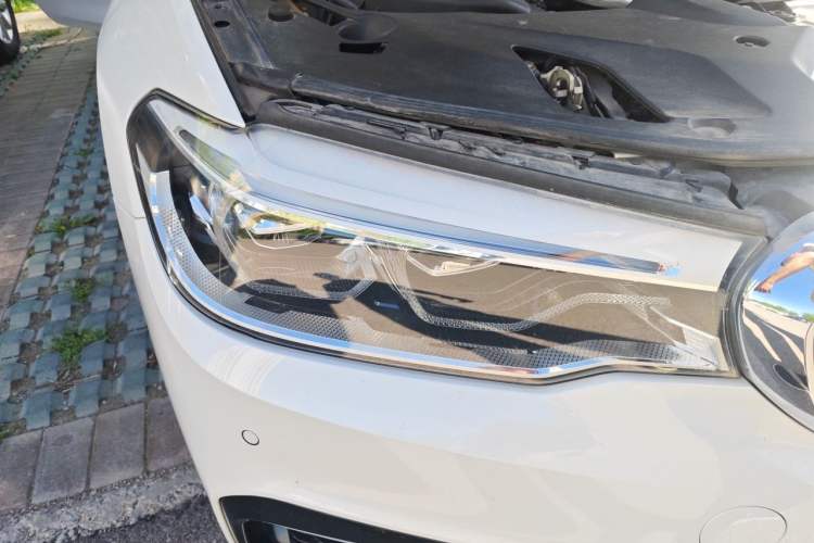 Used BMW 5 Series 2020 530Li Leading Model M Sport Package Right Front Headlight