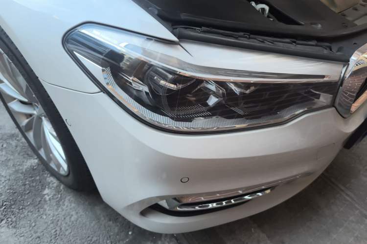Used BMW 5 Series 2020 530Li Luxury Edition Premium Package Right Front Headlight