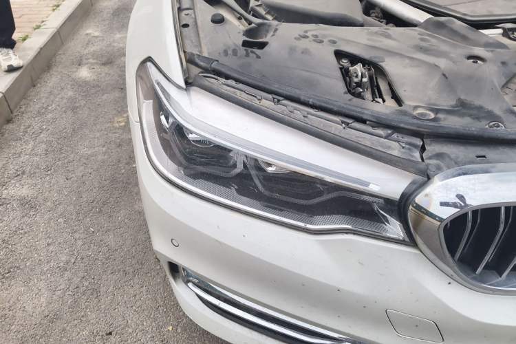 Used BMW 5 Series 2020 530Li Leading Edition Luxury Package Right Front Headlight