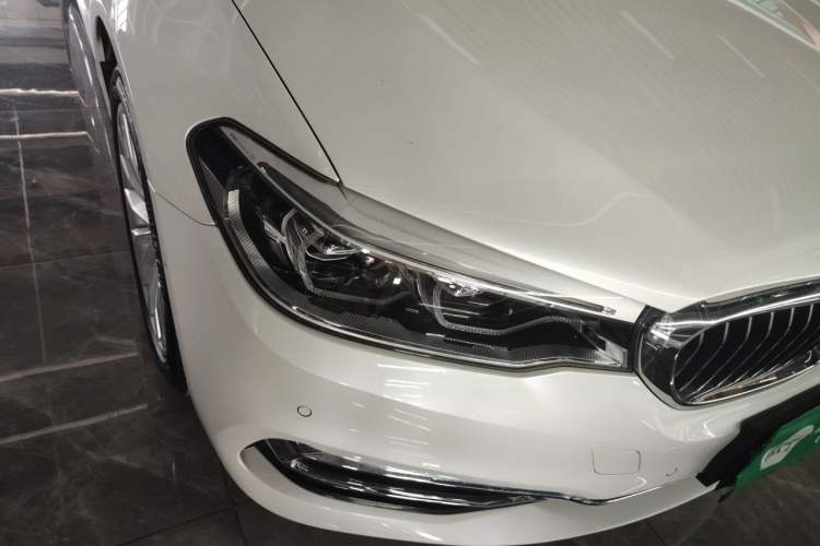 Used BMW 5 Series 2020 530Li xDrive Luxury Package Right Front Headlight