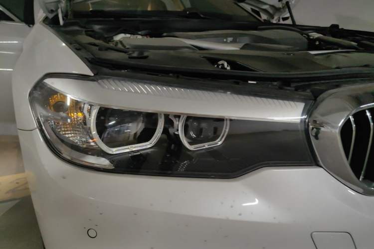 Used BMW 5 Series 2020 525Li Luxury Package Right Front Headlight