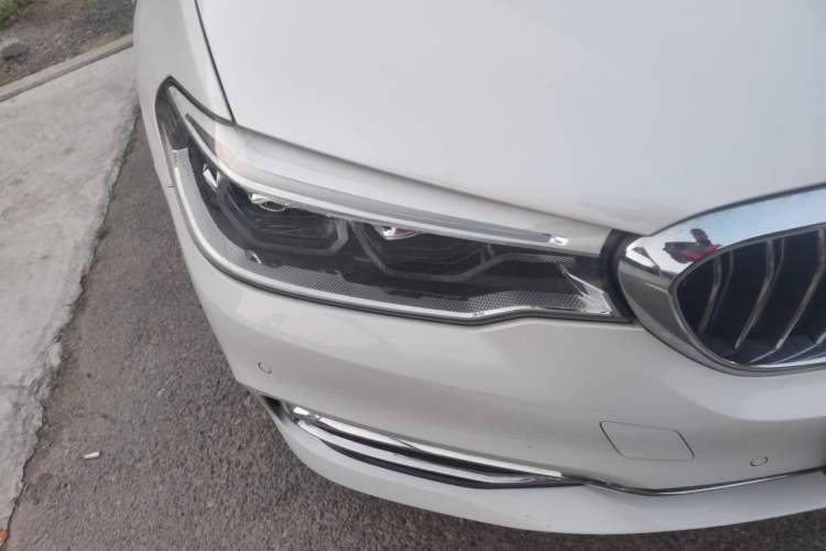 Used BMW 5 Series 2020 530Li xDrive Luxury Package Right Front Headlight
