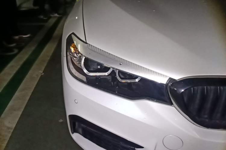 Used BMW 5 Series 2020 525Li M Sport Package Right Front Headlight