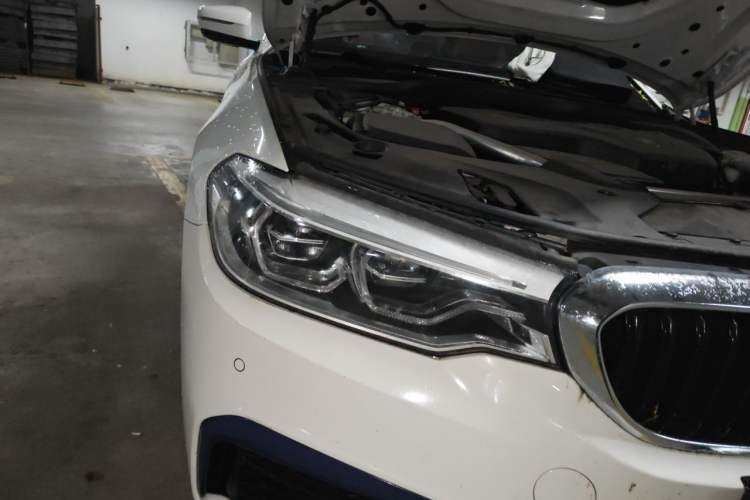 Used BMW 5 Series 2020 525i M Sport Package Right Front Headlight