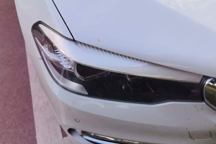 Used BMW 5 Series 2020 525Li Luxury Package Right Front Headlight