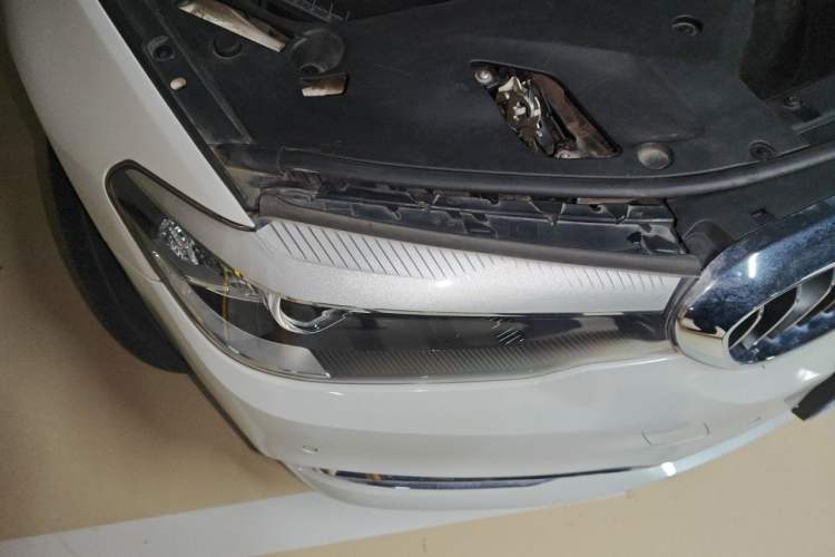 Used BMW 5 Series 2020 525Li Luxury Package Right Front Headlight