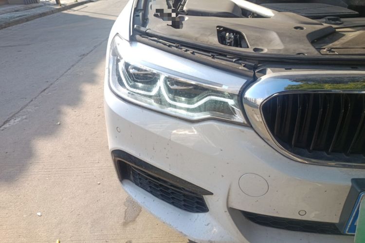 Used BMW 5 Series 2020 530Li Leading Model M Sport Package Right Front Headlight