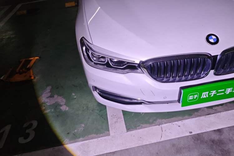 Used BMW 5 Series 2020 530Li Leading Edition Luxury Package Right Front Headlight