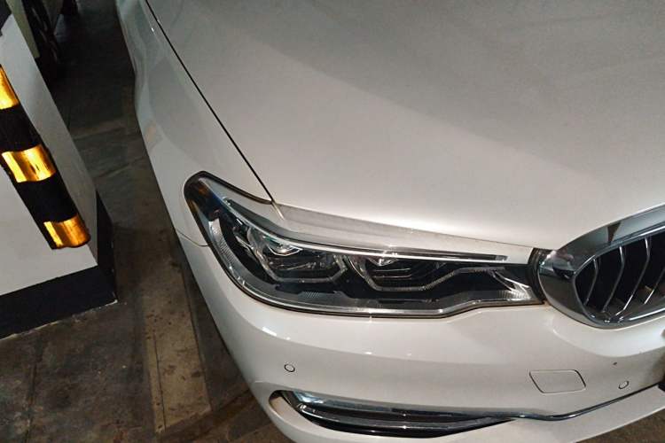Used BMW 5 Series 2020 530Li Leading Edition Luxury Package Right Front Headlight