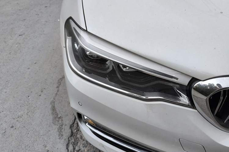 Used BMW 5 Series 2020 530Li Luxury Edition Premium Package Right Front Headlight