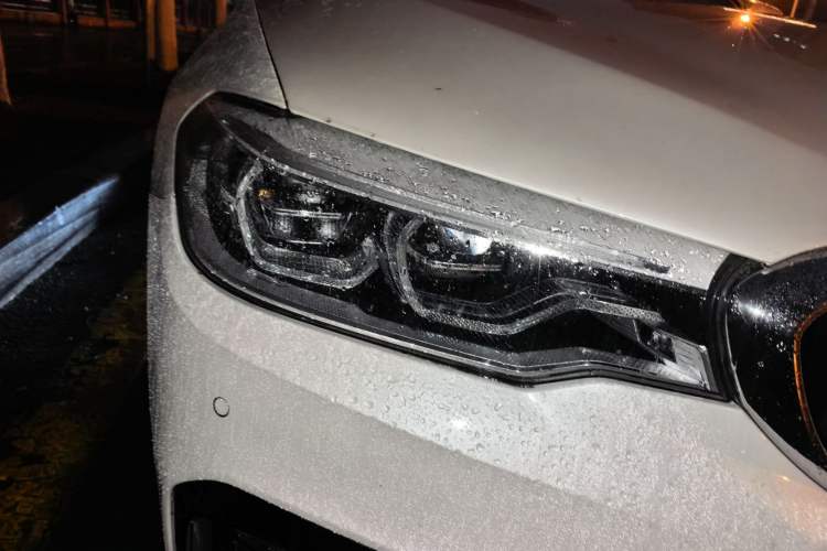 Used BMW 5 Series 2020 530Li xDrive M Sport Package Right Front Headlight