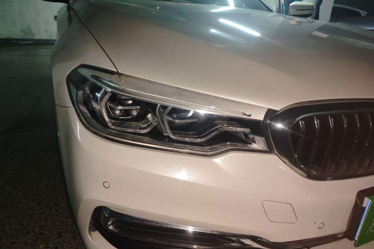 Used BMW 5 Series 2020 530Li Leading Edition Luxury Package Right Front Headlight