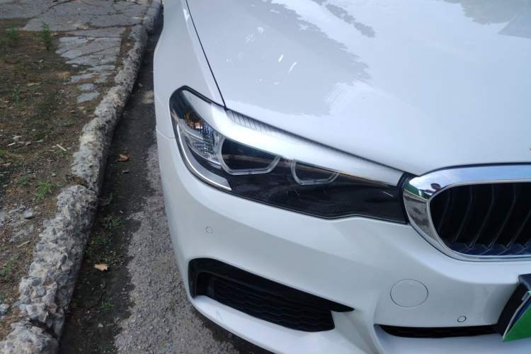 Used BMW 5 Series 2020 525Li M Sport Package Right Front Headlight