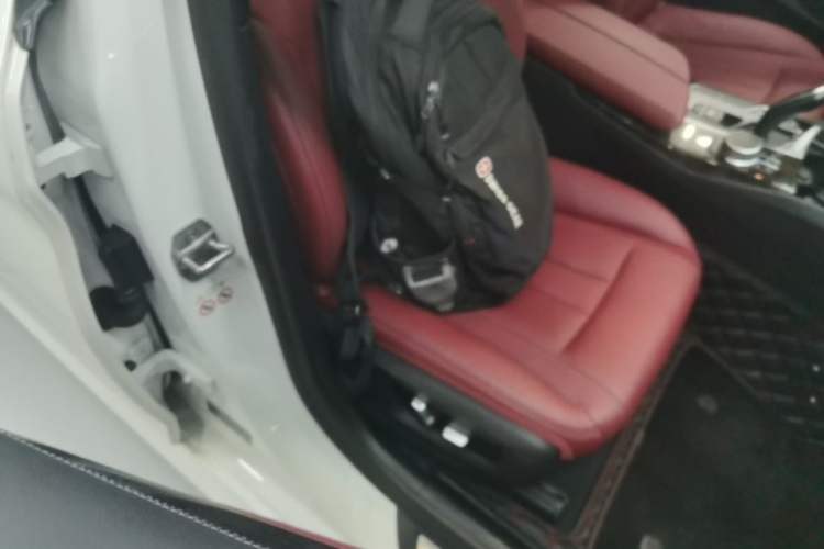 Used BMW 5 Series 2020 530Li xDrive M Sport Package Right Front Seat