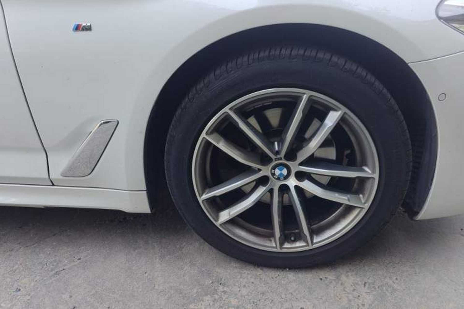 Used BMW 5 Series 2020 525Li M Sport Package Right Front Wheel Hub
