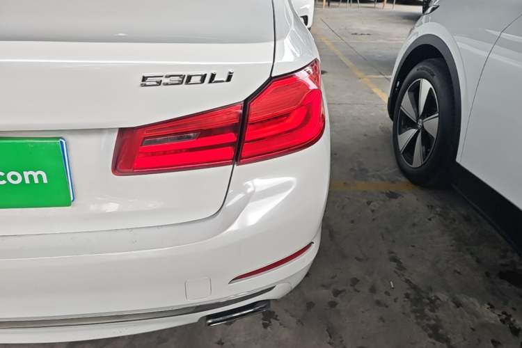 Used BMW 5 Series 2020 530Li xDrive Luxury Package Right Rear Taillight