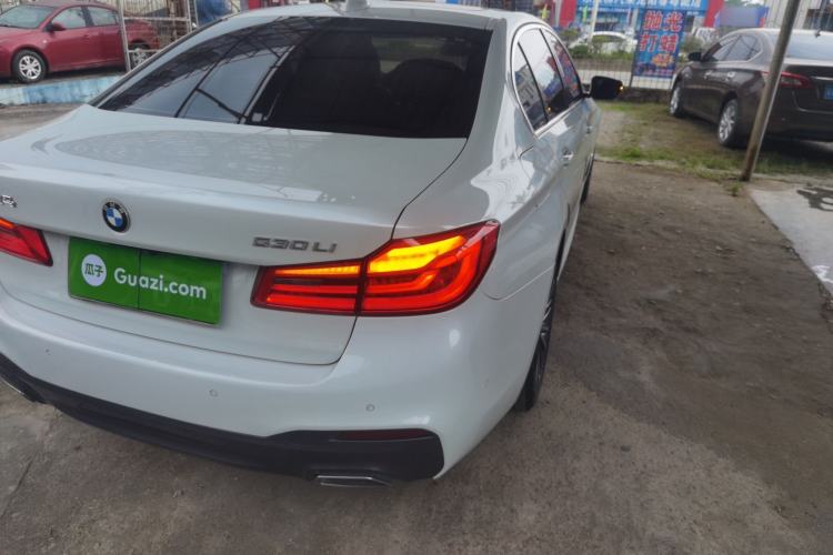 Used BMW 5 Series 2020 530Li Leading Model M Sport Package Right Rear Taillight