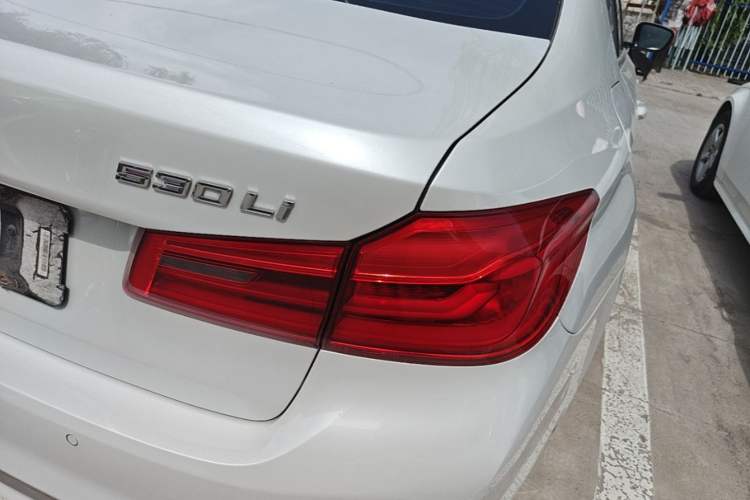 Used BMW 5 Series 2020 530Li xDrive Luxury Package Right Rear Taillight