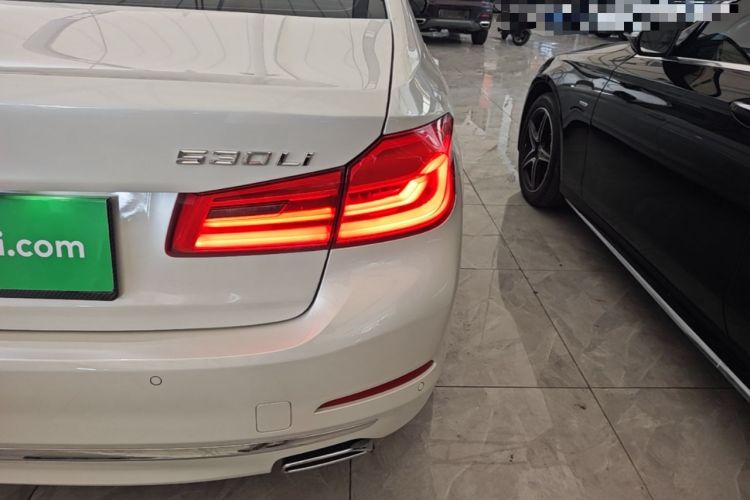 Used BMW 5 Series 2020 530Li Luxury Edition Premium Package Right Rear Taillight