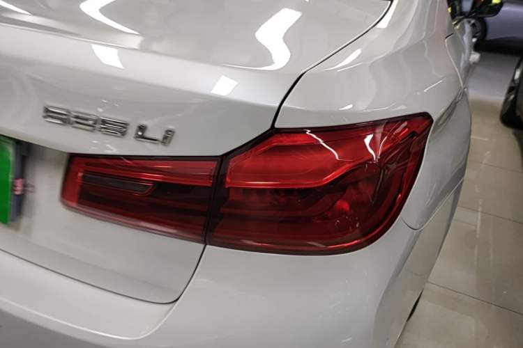 Used BMW 5 Series 2020 525Li M Sport Package Right Rear Taillight