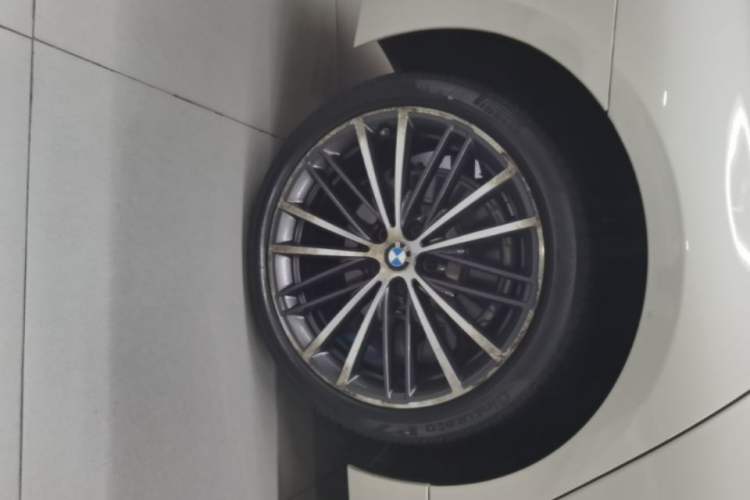 Used BMW 5 Series 2020 530Li xDrive M Sport Package Right Rear Wheel Hub