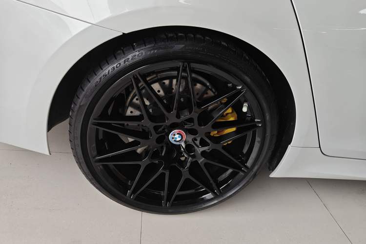 Used BMW 5 Series 2020 530Li Leading Model M Sport Package Right Rear Wheel Hub