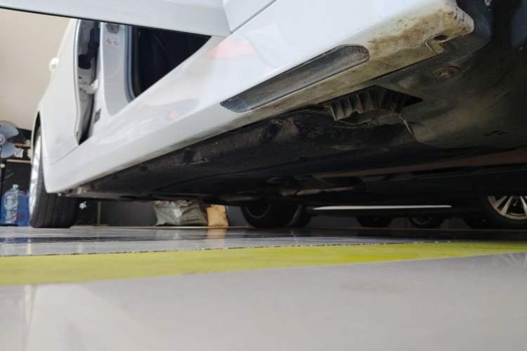 Used BMW 5 Series 2020 530Li Leading Edition Luxury Package Right Side Sill