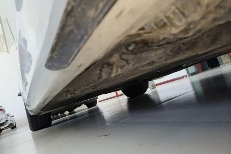 Used BMW 5 Series 2020 530Li Leading Model M Sport Package Right Side Sill